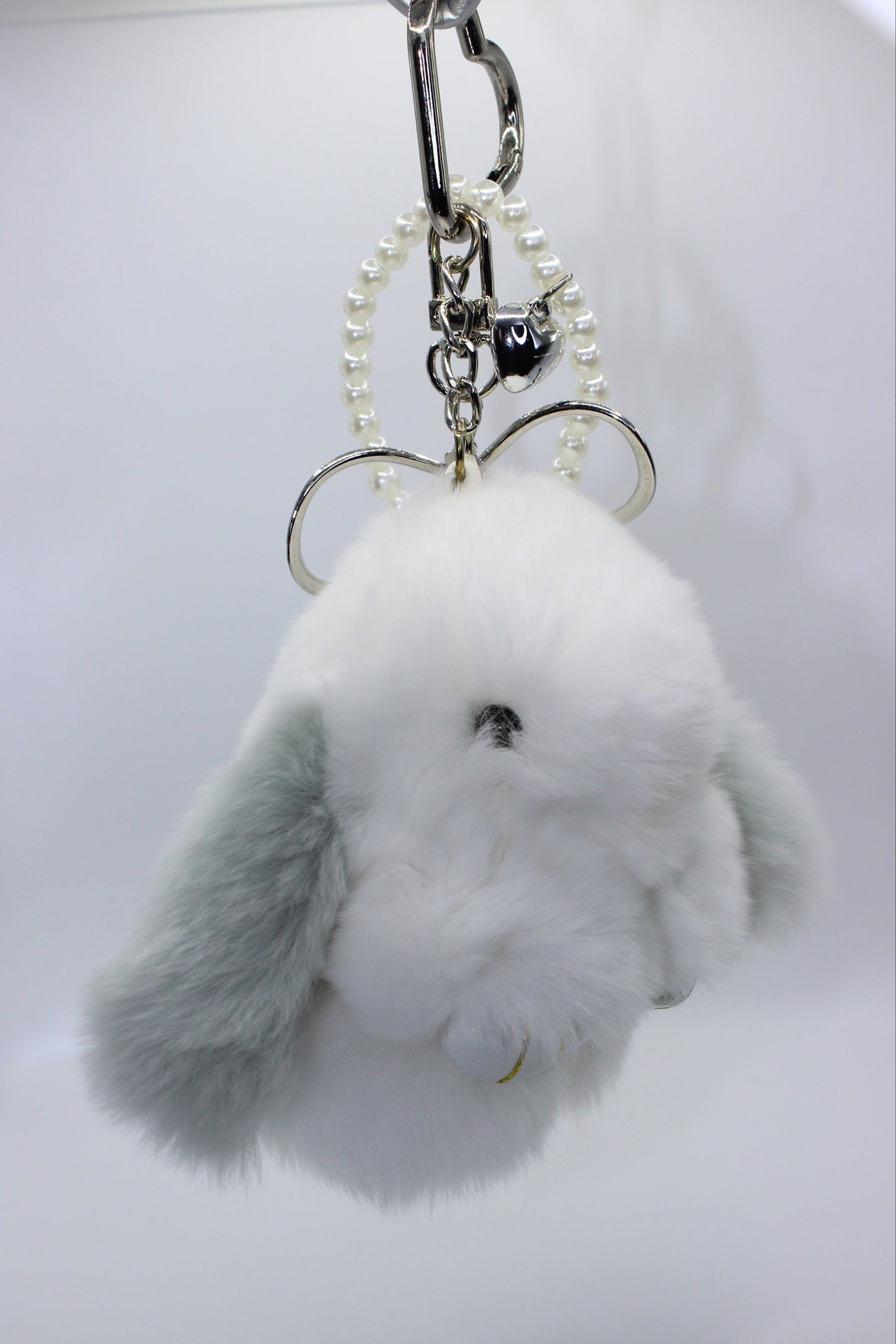 Plush Bunny Keychain – Pearl Chain & Heart Clip Bag Charm