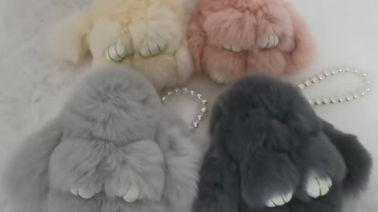 Plush Bunny Keychain – Pearl Chain & Heart Clip Bag Charm